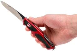 Victorinox RangerGrip 53 Rouge-noir 0.9623.C Couteau Suisse -Marché Couteaux Magasin VT0 9623 C 05 victorinox vt0 9623 c 05